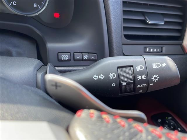 ＲＸ ＲＸ４５０ｈ　Ｆスポーツ　◇純正ナビ（ＡＭ／ＦＭ／ＢＴ／ＣＤ／ＤＶＤ）・フルセグＴＶ◇アラウンドビューモニター◇追従付きクルーズコントロール◇全席電動イス◇パドルシフト◇レーンアシスト◇シートヒーター◇シートクール（9枚目）