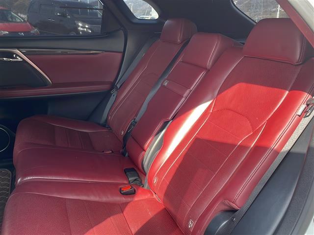 ＲＸ ＲＸ４５０ｈ　Ｆスポーツ　◇純正ナビ（ＡＭ／ＦＭ／ＢＴ／ＣＤ／ＤＶＤ）・フルセグＴＶ◇アラウンドビューモニター◇追従付きクルーズコントロール◇全席電動イス◇パドルシフト◇レーンアシスト◇シートヒーター◇シートクール（22枚目）