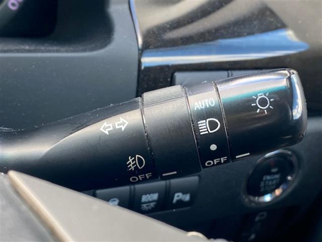 アルファード ２４０Ｓ　プライムセレクションＩＩ　◇社外ナビ（ＡＭ／ＦＭ／ＢＴ／ＣＤ／ＤＶＤ）・フルセグＴＶ◇バックカメラ◇パーキングサポートブレーキ◇横滑り防止◇両側パワースライドドア◇電動リアゲート◇オットマン◇ウォークスルー◇ビルトインＥＴＣ（10枚目）