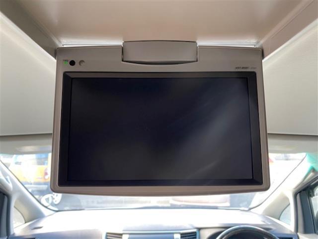 アルファード ２４０Ｓ　プライムセレクションＩＩ　◇社外ナビ（ＡＭ／ＦＭ／ＢＴ／ＣＤ／ＤＶＤ）・フルセグＴＶ◇バックカメラ◇パーキングサポートブレーキ◇横滑り防止◇両側パワースライドドア◇電動リアゲート◇オットマン◇ウォークスルー◇ビルトインＥＴＣ（18枚目）