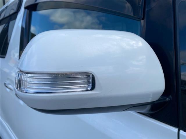 アルファード ２４０Ｓ　プライムセレクションＩＩ　◇社外ナビ（ＡＭ／ＦＭ／ＢＴ／ＣＤ／ＤＶＤ）・フルセグＴＶ◇バックカメラ◇パーキングサポートブレーキ◇横滑り防止◇両側パワースライドドア◇電動リアゲート◇オットマン◇ウォークスルー◇ビルトインＥＴＣ（38枚目）