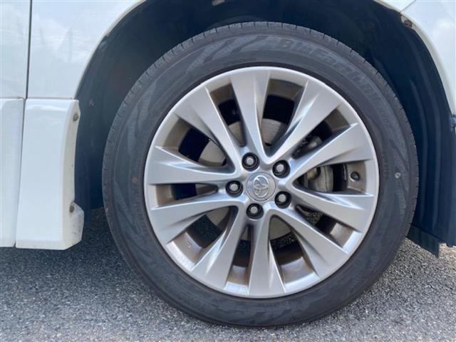 アルファード ２４０Ｓ　プライムセレクションＩＩ　◇社外ナビ（ＡＭ／ＦＭ／ＢＴ／ＣＤ／ＤＶＤ）・フルセグＴＶ◇バックカメラ◇パーキングサポートブレーキ◇横滑り防止◇両側パワースライドドア◇電動リアゲート◇オットマン◇ウォークスルー◇ビルトインＥＴＣ（41枚目）