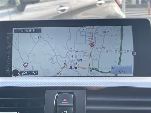 3シリーズ 320dツーリング Mスポーツ ◇純正ナビ(AM/FM/BT/DVD)◇バックカメラ◇追従付きクルーズコントロール◇レーンアシスト◇衝突軽減システム◇パワーシート◇パドルシフト◇アイドリングストップ◇電動リアゲート(8枚目)