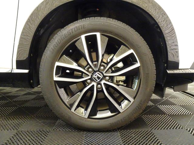 ヴェゼル e:HEV Z シートヒーター(12枚目)