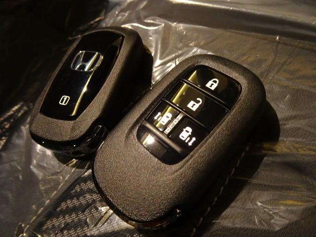 N-BOXカスタム コーディネートスタイル 登録済み未使用車 コーディネートスタイル ホンダセンシング 両側パワースライドドア パーキングセンサー シートヒーター サイドカーテンエアバック(7枚目)