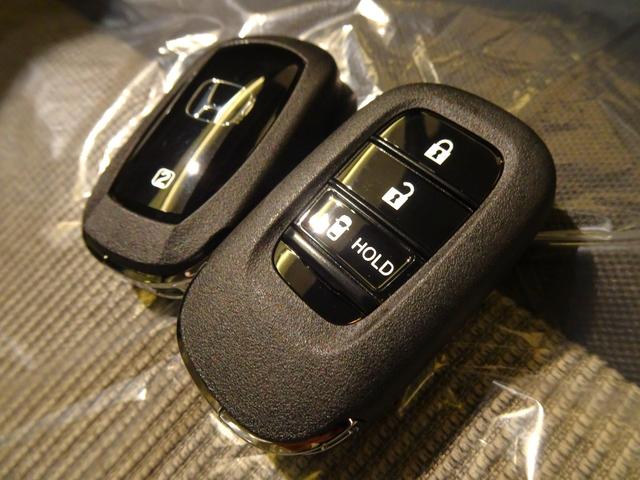 N-BOX ベースグレード 登録済み未使用車 ホンダセンシング LED ナビ装着用スペシャルパッケージ 片側パワースライド シートヒーター(7枚目)