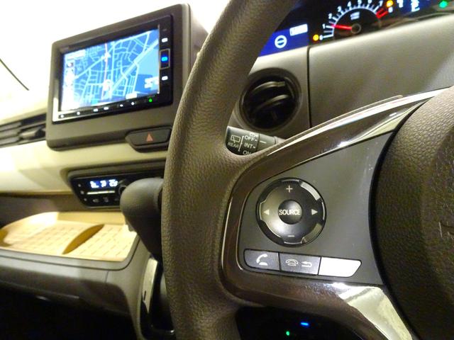 N-BOX L 禁煙 純正ナビTV 純正ドラレコ前後 ETC LED リアカメラ Bluetooth 衝突軽減B VSA 片側パワスラ シートヒーター パーキングセンサー クルコン スマートキー ワンオーナー(18枚目)