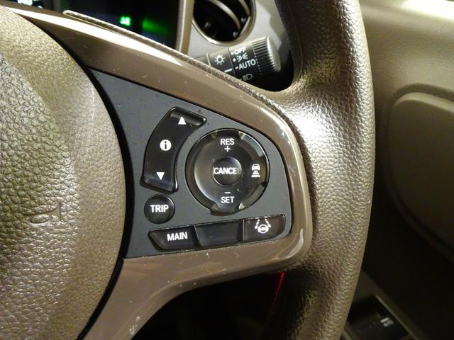 アダブティブ・クルーズコントロール付きです☆