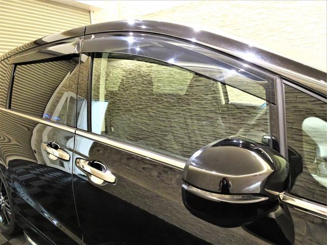 オデッセイハイブリッド ｅ：ＨＥＶアブソルート・ＥＸ　禁煙　純正９ｉｎｃｈナビＴＶ　純正ドラレコ前後　ＥＴＣ２．０　ＬＥＤ　リアカメラ　Ｂｌｕｅｔｏｏｔｈ　衝突軽減Ｂ　ＶＳＡ　サイドエアバック　両側パワスラ　シートヒーター　Ｐセンサー　クルコン　純正ＡＷ（8枚目）