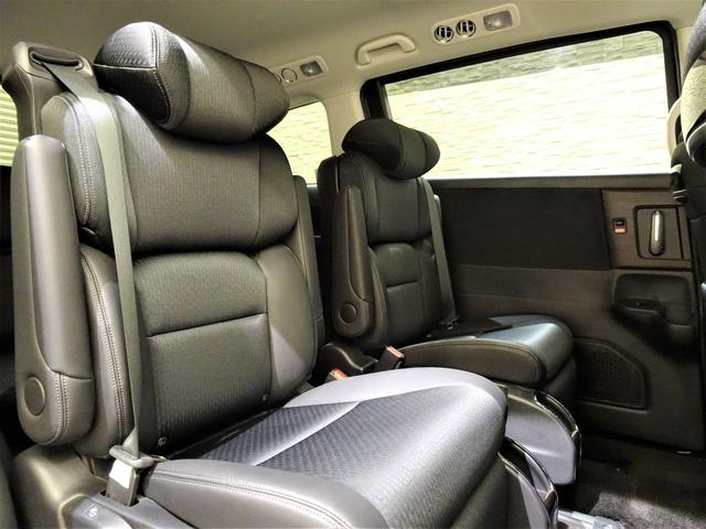 オデッセイハイブリッド ｅ：ＨＥＶアブソルート・ＥＸ　禁煙　純正９ｉｎｃｈナビＴＶ　純正ドラレコ前後　ＥＴＣ２．０　ＬＥＤ　リアカメラ　Ｂｌｕｅｔｏｏｔｈ　衝突軽減Ｂ　ＶＳＡ　サイドエアバック　両側パワスラ　シートヒーター　Ｐセンサー　クルコン　純正ＡＷ（13枚目）