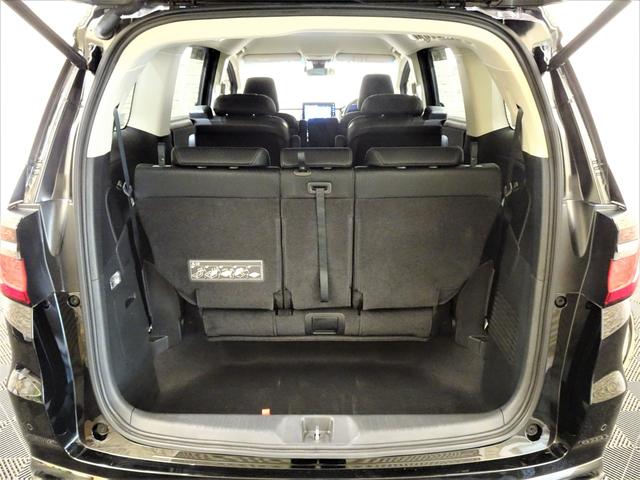 オデッセイハイブリッド ｅ：ＨＥＶアブソルート・ＥＸ　禁煙　純正９ｉｎｃｈナビＴＶ　純正ドラレコ前後　ＥＴＣ２．０　ＬＥＤ　リアカメラ　Ｂｌｕｅｔｏｏｔｈ　衝突軽減Ｂ　ＶＳＡ　サイドエアバック　両側パワスラ　シートヒーター　Ｐセンサー　クルコン　純正ＡＷ（16枚目）