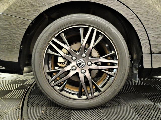 オデッセイハイブリッド ｅ：ＨＥＶアブソルート・ＥＸ　禁煙　純正９ｉｎｃｈナビＴＶ　純正ドラレコ前後　ＥＴＣ２．０　ＬＥＤ　リアカメラ　Ｂｌｕｅｔｏｏｔｈ　衝突軽減Ｂ　ＶＳＡ　サイドエアバック　両側パワスラ　シートヒーター　Ｐセンサー　クルコン　純正ＡＷ（27枚目）