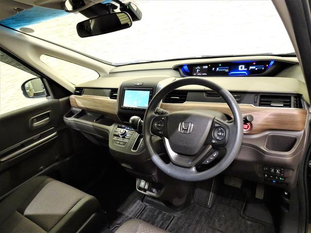 フリード G 禁煙 純正ナビTV 純正ドラレコ前後 ETC リアカメラ Bluetooth 衝突軽減B VSA 両側パワスラ シートヒーター クルーズコントロール スマートキー オートAC 1オーナー(10枚目)