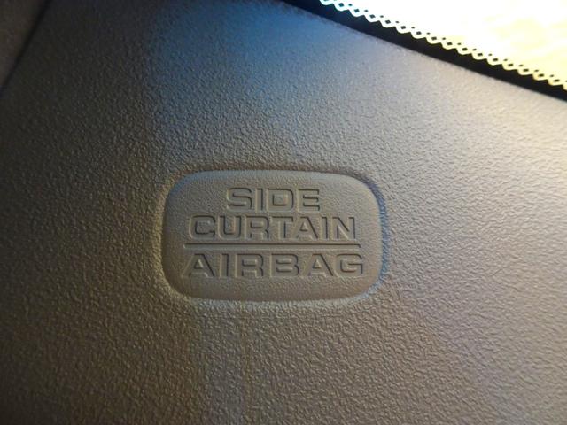 フィット ｅ：ＨＥＶホーム　禁煙　純正９ｉｎｃｈナビＴＶ　ＥＴＣ　ＬＥＤ　リアカメラ　Ｂｌｕｅｔｏｏｔｈ　衝突軽減Ｂ　ＶＳＡ　サイドエアバック　パーキングセンサー　クルーズコントロール　スマートキー　オートＡＣ　ワンオーナー（12枚目）