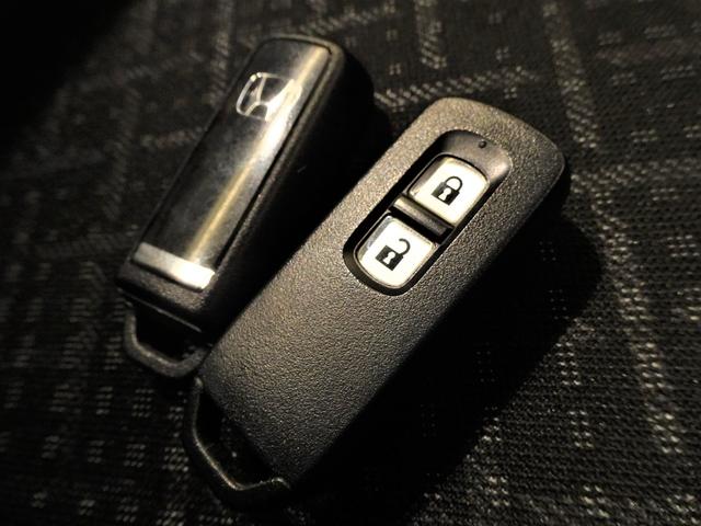 Ｎ－ＷＧＮカスタム Ｇ・Ｌパッケージ　禁煙　純正ナビＴＶ　ＥＴＣ　ＨＩＤ　リアカメラ　Ｂｌｕｅｔｏｏｔｈ　ＶＳＡ　クルーズコントロール　オートリトラミラー　スマートキー　純正ＡＷ　オートＡＣ　ワンオーナー（5枚目）