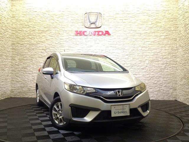 フィット 13G・Fパッケージ 禁煙 純正ナビTV ドラレコ前後 ETC リアカメラ Bluetooth VSA スマートキー 社外AW マニュアルエアコン 電動格納式ドアミラー ブルートゥース AUX対応 イモビ 安全ボディ PS(19枚目)