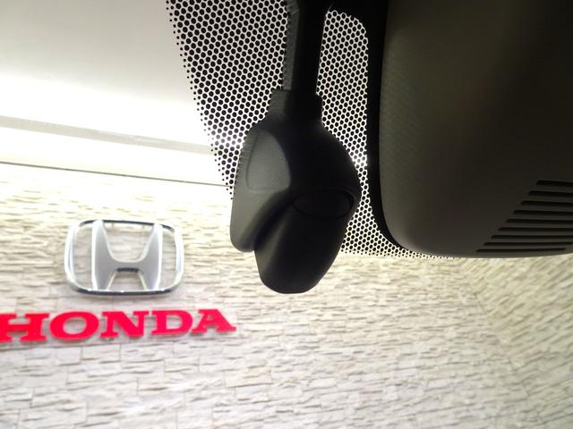 N-WGN Lホンダセンシング 禁煙 純正ナビ 純正ドラレコ前後 リモコンエンジンスターター ETC リアカメラ Bluetooth 衝突軽減B VSA サイドエアバック シートヒーター パーキングセンサー クルコン スマートキー(3枚目)