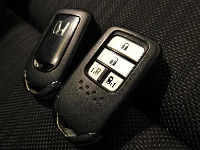 フリード G・ホンダセンシング 禁煙 純正ナビTV ドラレコ前後 ETC LED リアカメラ Bluetooth 衝突軽減B VSA サイドエアバック 両側パワスラ パーキングセンサー クルコン スマートキー 純正AW ワンオーナー(6枚目)