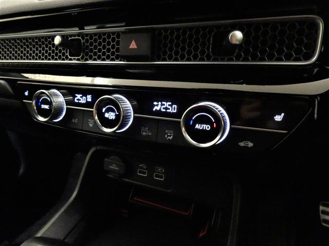 シビック ＬＸ　６ＭＴ　禁煙　純正９ｉｎｃｈコネクトナビＴＶ　ＥＴＣ　ＬＥＤ　リアカメラ　Ｂｌｕｅｔｏｏｔｈ　衝突軽減Ｂ　ＶＳＡ　サイドエアバック　シートヒーター　パーキングセンサー　クルコン　スマートキー　純正ＡＷ（21枚目）