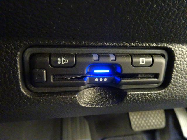 N-ONE プレミアムツアラー 禁煙 純正8inchナビTV 純正ドラレコ前後 ETC LED リアカメラ Bluetooth 衝突軽減B VSA サイドエアバック シートヒーター パーキングセンサー クルコン スマートキー 記録簿(4枚目)