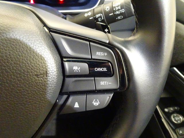 オデッセイハイブリッド e:HEVアブソルート・EXブラックエディション 元デモカー 禁煙 純正11.4inchナビTV LED Rカメ Bluetooth 衝突軽減B VSA サイドエアバッグ 両側パワスラ シートヒーター パワーシート パーキングセンサー 本革シート(26枚目)