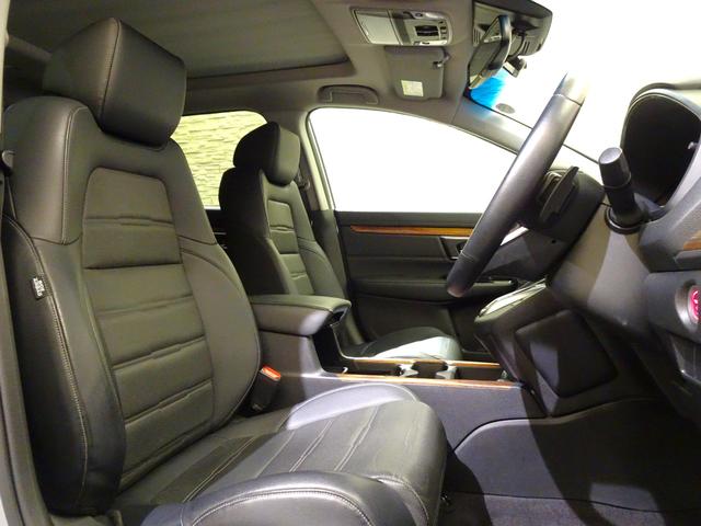 ＣＲ－Ｖハイブリッド ＥＸ・マスターピース　禁煙　純正ナビＴＶ　純正ドラレコ　ＥＴＣ２．０　ＬＥＤ　リアカメラ　Ｂｌｕｅｔｏｏｔｈ　衝突軽減Ｂ　ＶＳＡ　サイドエアバッグ　Ｓ／Ｒ　シートヒーター　本革シート　パワーテールゲート　スマートキー（13枚目）