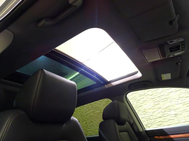 ＣＲ－Ｖハイブリッド ＥＸ・マスターピース　禁煙　純正ナビＴＶ　純正ドラレコ　ＥＴＣ２．０　ＬＥＤ　リアカメラ　Ｂｌｕｅｔｏｏｔｈ　衝突軽減Ｂ　ＶＳＡ　サイドエアバッグ　Ｓ／Ｒ　シートヒーター　本革シート　パワーテールゲート　スマートキー（14枚目）