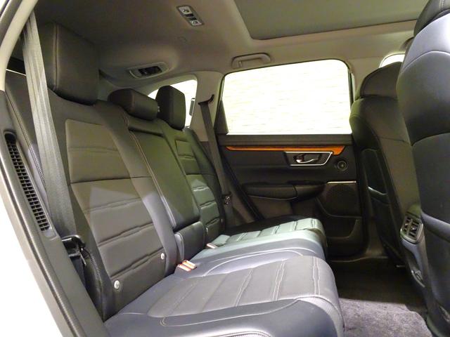 ＣＲ－Ｖハイブリッド ＥＸ・マスターピース　禁煙　純正ナビＴＶ　純正ドラレコ　ＥＴＣ２．０　ＬＥＤ　リアカメラ　Ｂｌｕｅｔｏｏｔｈ　衝突軽減Ｂ　ＶＳＡ　サイドエアバッグ　Ｓ／Ｒ　シートヒーター　本革シート　パワーテールゲート　スマートキー（15枚目）