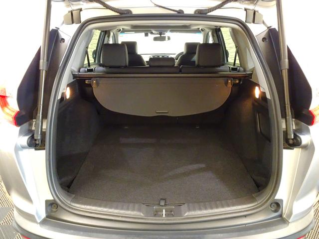 ＣＲ－Ｖハイブリッド ＥＸ・マスターピース　禁煙　純正ナビＴＶ　純正ドラレコ　ＥＴＣ２．０　ＬＥＤ　リアカメラ　Ｂｌｕｅｔｏｏｔｈ　衝突軽減Ｂ　ＶＳＡ　サイドエアバッグ　Ｓ／Ｒ　シートヒーター　本革シート　パワーテールゲート　スマートキー（16枚目）