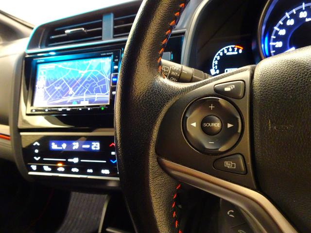 フィット ＲＳホンダセンシング　６ＭＴ　禁煙　純正ナビＴＶ　純正ドラレコ　ＥＴＣ　ＬＥＤ　リアカメラ　Ｂｌｕｅｔｏｏｔｈ　衝突軽減Ｂ　ＶＳＡ　サイドエアバッグ　クルーズコントロール　スマートキー　オートＡＣ　純正ＡＷ　Ｄレコ　ＢＴ（17枚目）