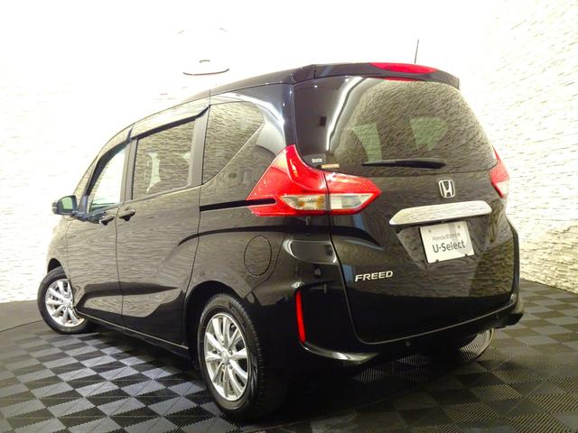 フリード Ｇ・ホンダセンシング　禁煙　純正９ｉｎｃｈナビＴＶ　純正ドラレコ前後　ＥＴＣ　ＬＥＤ　リアカメラ　Ｂｌｕｅｔｏｏｔｈ　衝突軽減Ｂ　ＶＳＡ　両側パワスラ　シートヒーター　クルーズコントロール　スマートキー　社外ＡＷ　１オナ（25枚目）