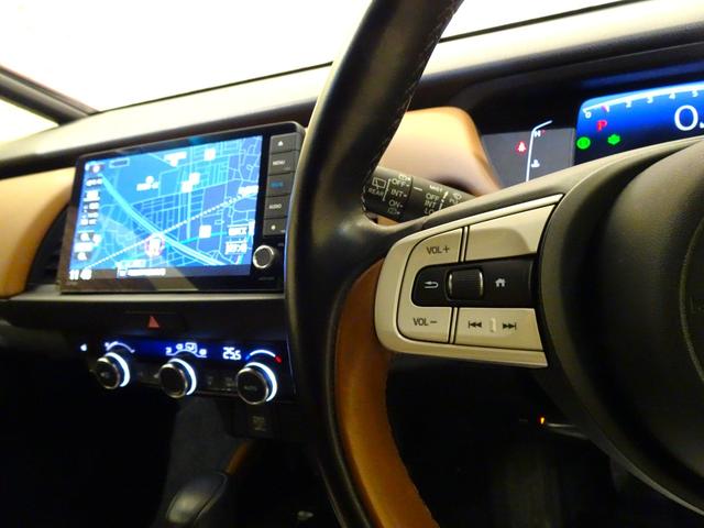 フィット リュクス　禁煙　純正９ｉｎｃｈナビＴＶ　ＥＴＣ　ＬＥＤ　リアカメラ　Ｂｌｕｅｔｏｏｔｈ　衝突軽減Ｂ　ＶＳＡ　サイドエアバッグ　パーキングセンサー　シートヒーター（19枚目）