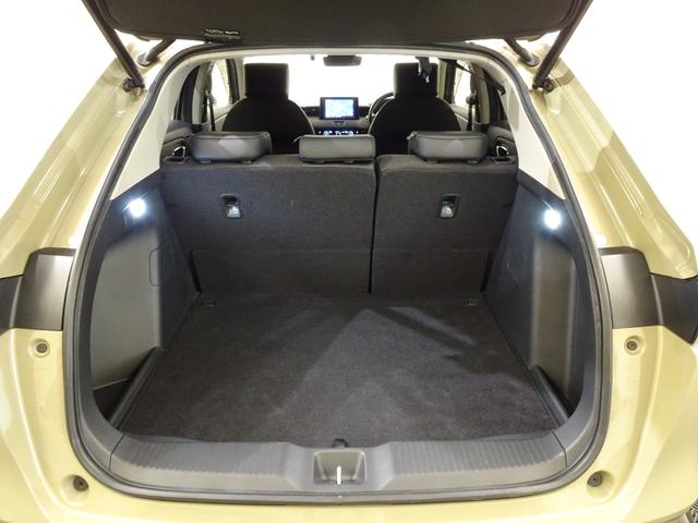 ヴェゼル ｅ：ＨＥＶ　Ｚ　純正ナビＴＶ　純正ドラレコ前後　ＥＴＣ　ＬＥＤ　リアカメラ　Ｂｌｕｅｔｏｏｔｈ　衝突軽減Ｂ　ＶＳＡ　サイドエアバッグ　パーキングセンサー　シートヒーター　Ｐテールゲート　クルコン　スマートキー（17枚目）