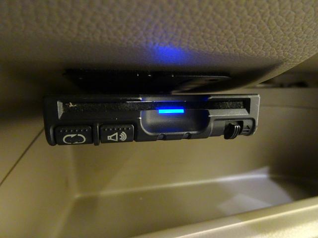 Ｎ－ＷＧＮ Ｇ・ターボパッケージ　禁煙　純正ナビＴＶ　純正ドラレコ　ＥＴＣ　ＨＩＤ　リアカメラ　Ｂｌｕｅｔｏｏｔｈ　衝突軽減Ｂ　ＶＳＡ　サイドエアバッグ　スマートキー　純正ＡＷ　オートＡＣ　ワンオーナー（4枚目）