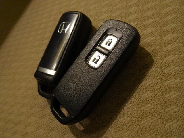 Ｎ－ＷＧＮ Ｇ・ターボパッケージ　禁煙　純正ナビＴＶ　純正ドラレコ　ＥＴＣ　ＨＩＤ　リアカメラ　Ｂｌｕｅｔｏｏｔｈ　衝突軽減Ｂ　ＶＳＡ　サイドエアバッグ　スマートキー　純正ＡＷ　オートＡＣ　ワンオーナー（6枚目）