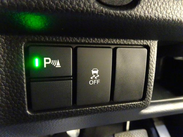 N-BOXカスタム L 元デモカー 純正ナビ リアカメラ Bluetooth 衝突軽減B VSA サイドエアバッグ シートヒーター 両側パワスラ Pセンサー クルコン スマートキー(4枚目)