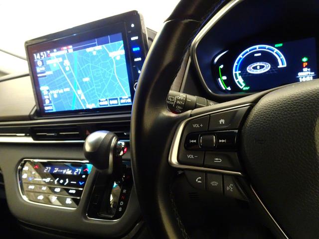 オデッセイハイブリッド ｅ：ＨＥＶアブソルート・ＥＸ　禁煙　純正１０ｉｎｃｈナビＴＶ　純正１１．６ｉｎｃｈリアモニ　純正ドラレコ前後　ＥＴＣ　Ｒカメ　Ｂｌｕｅｔｏｏｔｈ　衝突軽減Ｂ　ＶＳＡ　サイドエアバッグ　両側パワスラ　Ｓヒーター　Ｐセンサー　ＬＥＤ（21枚目）