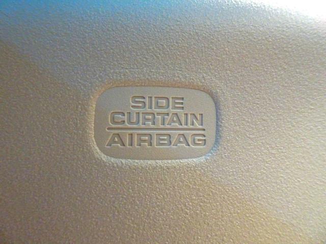 フリードハイブリッド ハイブリッド・モデューロＸ　禁煙　純正９ｉｎｃｈナビＴＶ　純正ドラレコ前後　ＥＴＣ　ＬＥＤ　リアカメラ　Ｂｌｕｅｔｏｏｔｈ　衝突軽減Ｂ　ＶＳＡ　サイドエアバッグ　両側パワスラ　クルーズコントロール　スマートキー　純正ＡＷ（10枚目）