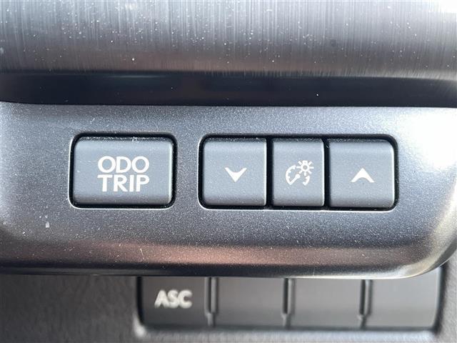 ＵＸ ＵＸ２５０ｈ　Ｆスポーツ　三眼ＬＥＤ　サンルーフ　革シート　Ｂカメラ（10枚目）