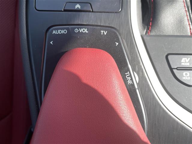 ＵＸ ＵＸ２５０ｈ　Ｆスポーツ　三眼ＬＥＤ　サンルーフ　革シート　Ｂカメラ（13枚目）