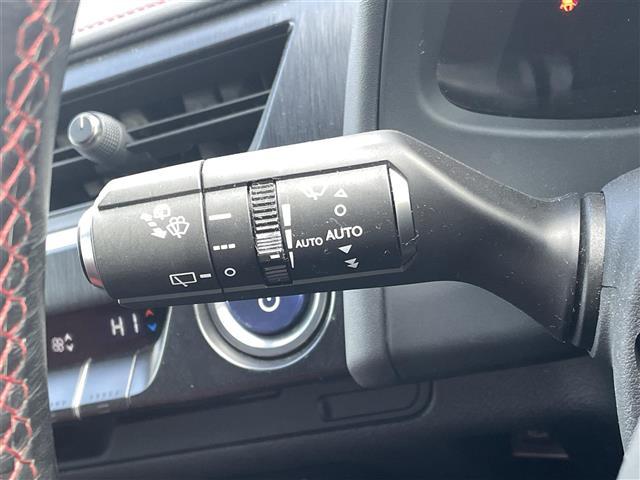 ＵＸ ＵＸ２５０ｈ　Ｆスポーツ　三眼ＬＥＤ　サンルーフ　革シート　Ｂカメラ（30枚目）