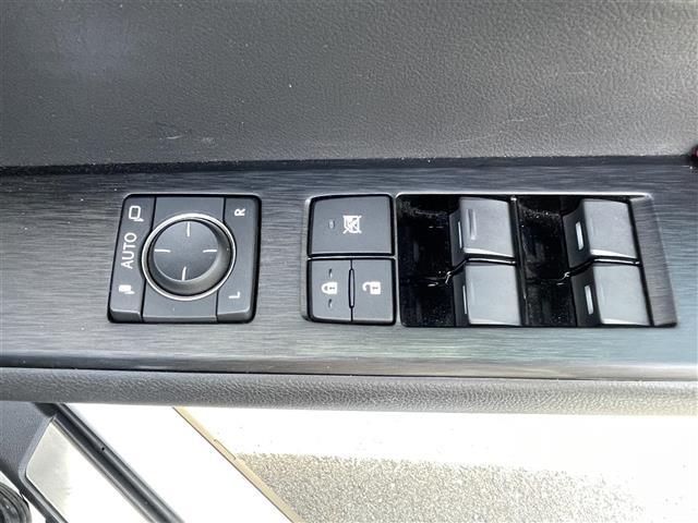 ＵＸ ＵＸ２５０ｈ　Ｆスポーツ　三眼ＬＥＤ　サンルーフ　革シート　Ｂカメラ（32枚目）