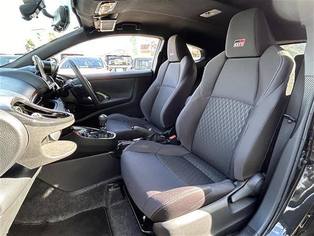 GRヤリス RC ナビ ETC 前方ドラレコ 純正アルミホイール LEDヘッドライト フォグランプ オートライト カーテンエアバッグ 追加メーター ロッソモデルマフラーカッター ツィーター エアロ 4WD エアコン(35枚目)