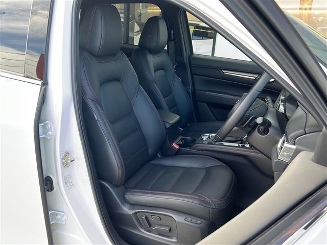 CX-5 XD スポーツアピアランス 衝突軽減 10.25型純正ナビ 全方位カメラ フルセグTV Bluetooth BOSE 本革 ステアリングヒーター シートヒーター クーラー シートメモリ ヘッドアップディスプレイ 置くだけ充電(4枚目)
