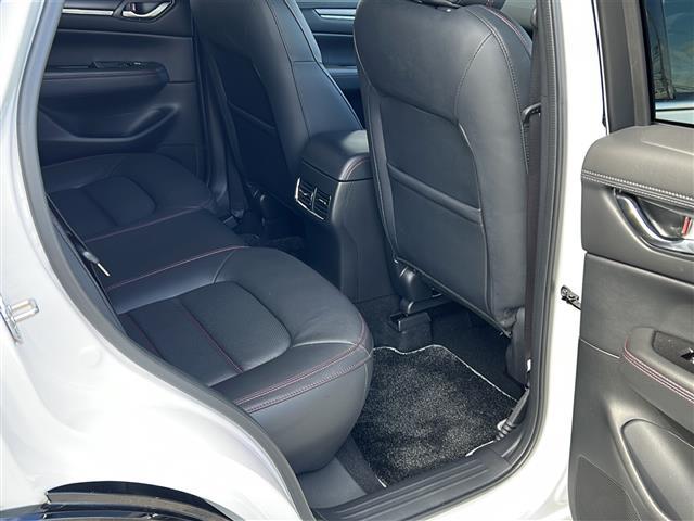 CX-5 XD スポーツアピアランス 衝突軽減 10.25型純正ナビ 全方位カメラ フルセグTV Bluetooth BOSE 本革 ステアリングヒーター シートヒーター クーラー シートメモリ ヘッドアップディスプレイ 置くだけ充電(7枚目)