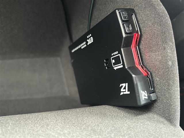 CX-5 XD スポーツアピアランス 衝突軽減 10.25型純正ナビ 全方位カメラ フルセグTV Bluetooth BOSE 本革 ステアリングヒーター シートヒーター クーラー シートメモリ ヘッドアップディスプレイ 置くだけ充電(21枚目)