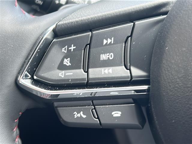 CX-5 XD スポーツアピアランス 衝突軽減 10.25型純正ナビ 全方位カメラ フルセグTV Bluetooth BOSE 本革 ステアリングヒーター シートヒーター クーラー シートメモリ ヘッドアップディスプレイ 置くだけ充電(26枚目)