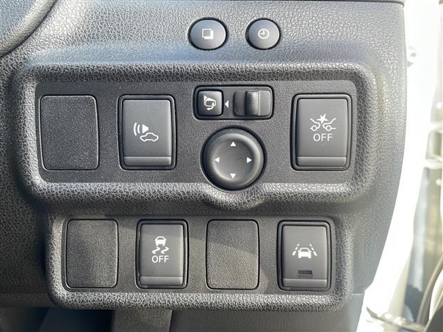 ノート ｅ－パワーニスモ　Ｓ　ニスモ専用オプションレカロシート　インナミラ　全方位　ＥＴＣ　純正ナビ　ニスモマット　ＬＥＤライト　純正１６インチＡＷ　エマージェンシーブレーキ　レーンキープアシスト（17枚目）