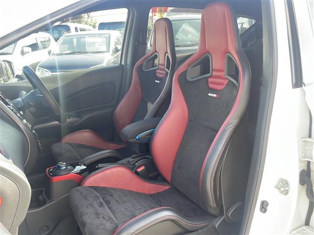 ノート ｅ－パワーニスモ　Ｓ　ニスモ専用オプションレカロシート　インナミラ　全方位　ＥＴＣ　純正ナビ　ニスモマット　ＬＥＤライト　純正１６インチＡＷ　エマージェンシーブレーキ　レーンキープアシスト（22枚目）