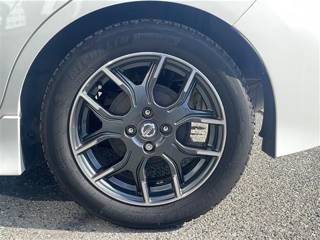 ノート ｅ－パワーニスモ　Ｓ　ニスモ専用オプションレカロシート　インナミラ　全方位　ＥＴＣ　純正ナビ　ニスモマット　ＬＥＤライト　純正１６インチＡＷ　エマージェンシーブレーキ　レーンキープアシスト（34枚目）